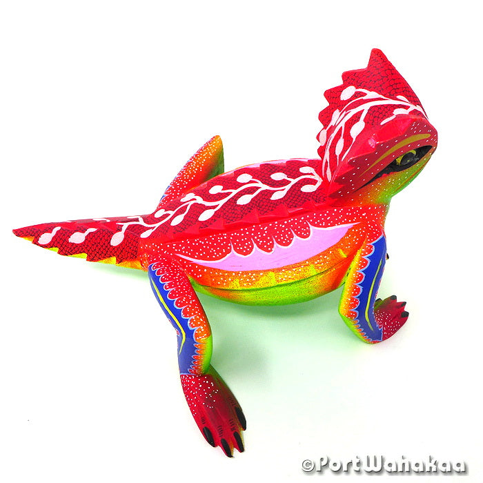 Mirage Chameleon Ocote Carving Oaxaca Alebrije for Sale Austin Texas Artist - Hilario Blas Chameleon, Iguana, Lizard, San Pedro Cajonos