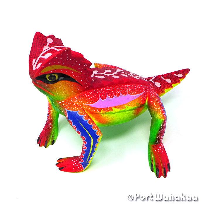 Mirage Chameleon Ocote Carving Oaxaca Alebrije for Sale Austin Texas Artist - Hilario Blas Chameleon, Iguana, Lizard, San Pedro Cajonos