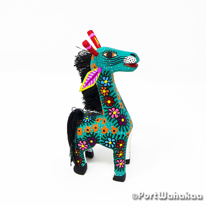 Maria Jimenez Ojeda Minty Giraffe Austin Texas Alebrije Port Wahakaa Artist - Maria Jimenez Ojeda Carving Miniature, Giraffe, San Martin Tilcajete