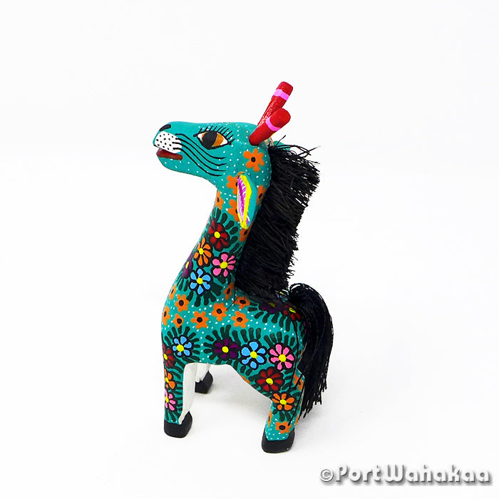 Maria Jimenez Ojeda Minty Giraffe Austin Texas Alebrije Port Wahakaa Artist - Maria Jimenez Ojeda Carving Miniature, Giraffe, San Martin Tilcajete