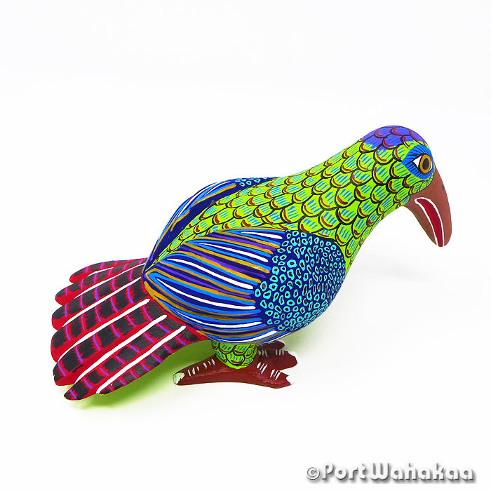 Lush Lime Songbird Folk Art Oaxacan Wood Carving for Sale Austin Texas Artist - Lauro Ramirez & Griselda Morales Arrazola, Aves, Avia, Bird, Carving Small, Pajaro