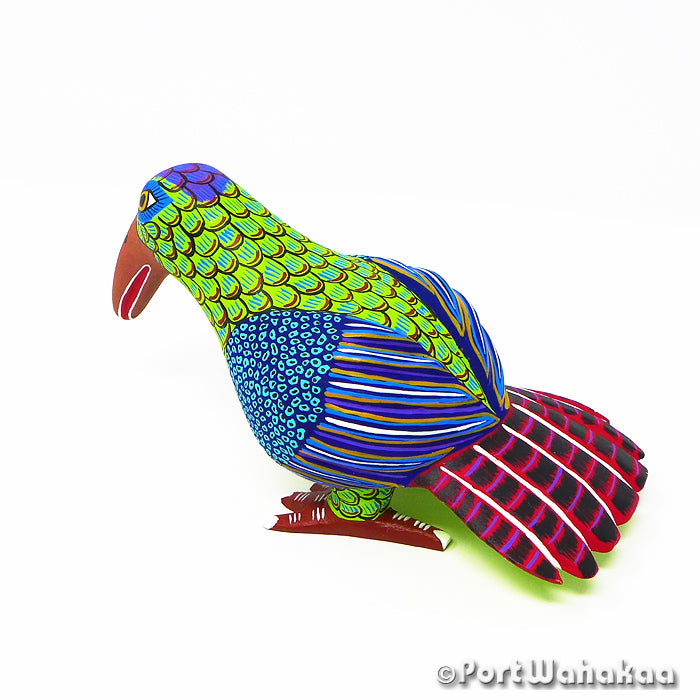 Lush Lime Songbird Folk Art Oaxacan Wood Carving for Sale Austin Texas Artist - Lauro Ramirez & Griselda Morales Arrazola, Aves, Avia, Bird, Carving Small, Pajaro