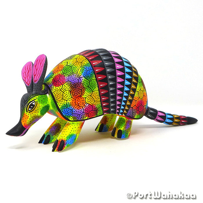 Armadillo Ocote Alebrije Oaxacan Animals for Sale Austin Port Wahakaa Artist - Raul and Viviana Blas Armadillo, Carving Medium, San Pedro Cajonos