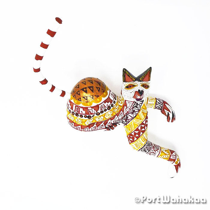 Ledge Cat Deluxe Oaxacan Wood Carvings for Sale Austin Texas Artist - Francisca Ojeda Carving Small, Cat, Gato, San Martin Tilcajete
