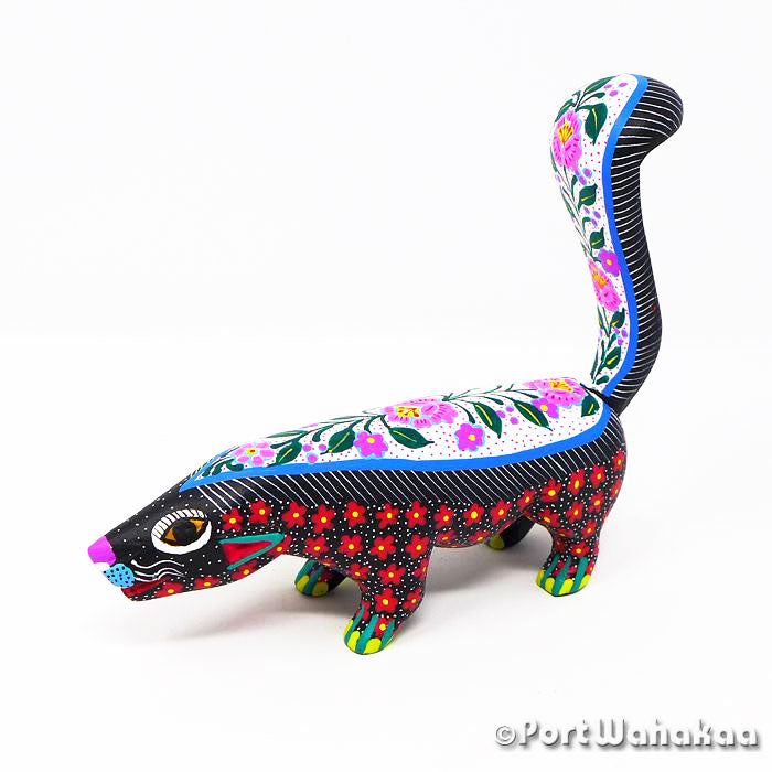 Skunk Flowered Oaxacan Wood Carvings for Sale Austin Texas Artist - Alberto Jimenez Ojeda Carving Small, San Martin Tilcajete, Skunk, weasel