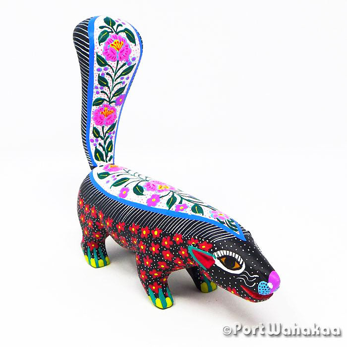 Skunk Flowered Oaxacan Wood Carvings for Sale Austin Texas Artist - Alberto Jimenez Ojeda Carving Small, San Martin Tilcajete, Skunk, weasel